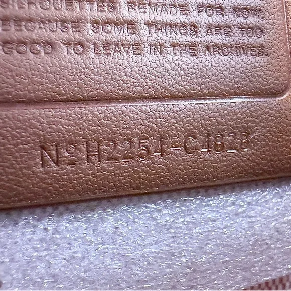 NWT Coach Mini Cashin Tote Glovetanned Leather - Picture 11 of 12